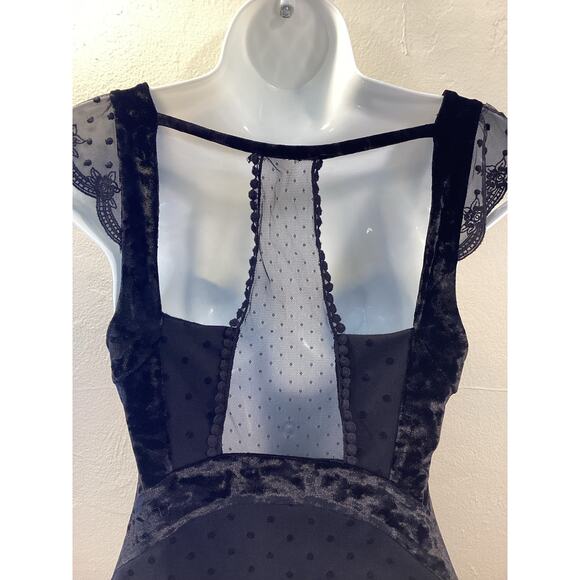 Free People Madeline NWOT Black Velvet Lace Sweetheart Polka Dot Mini Dress S - Picture 5 of 9
